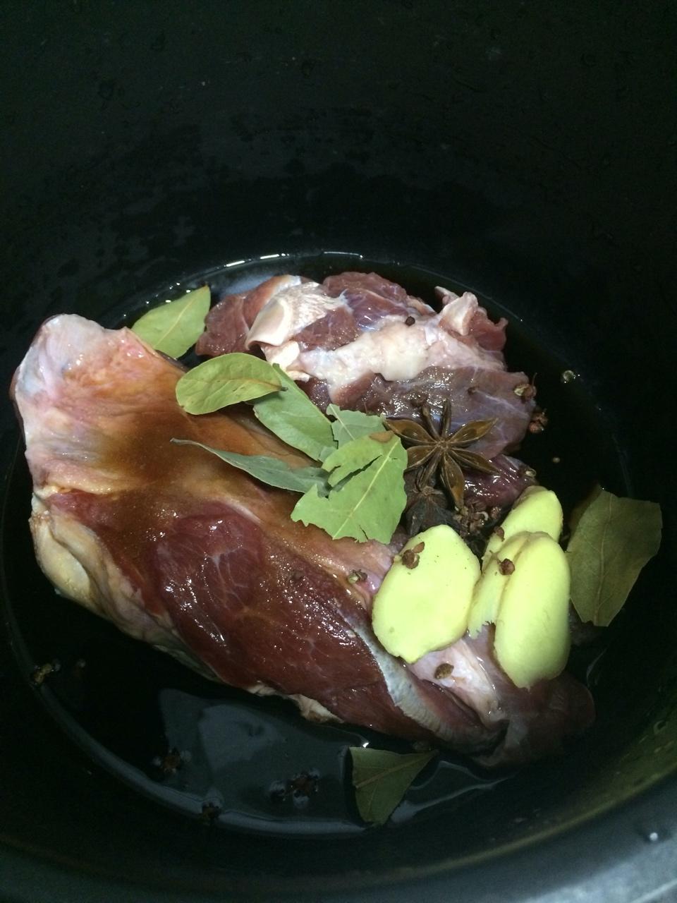 卤牛腱子（高压锅版）