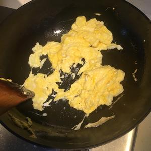 炸鸡蛋酱的做法 步骤1