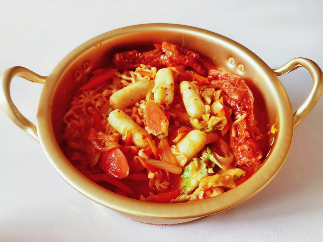 韩式辣炒年糕（or网红芝士套路之芝心年糕）