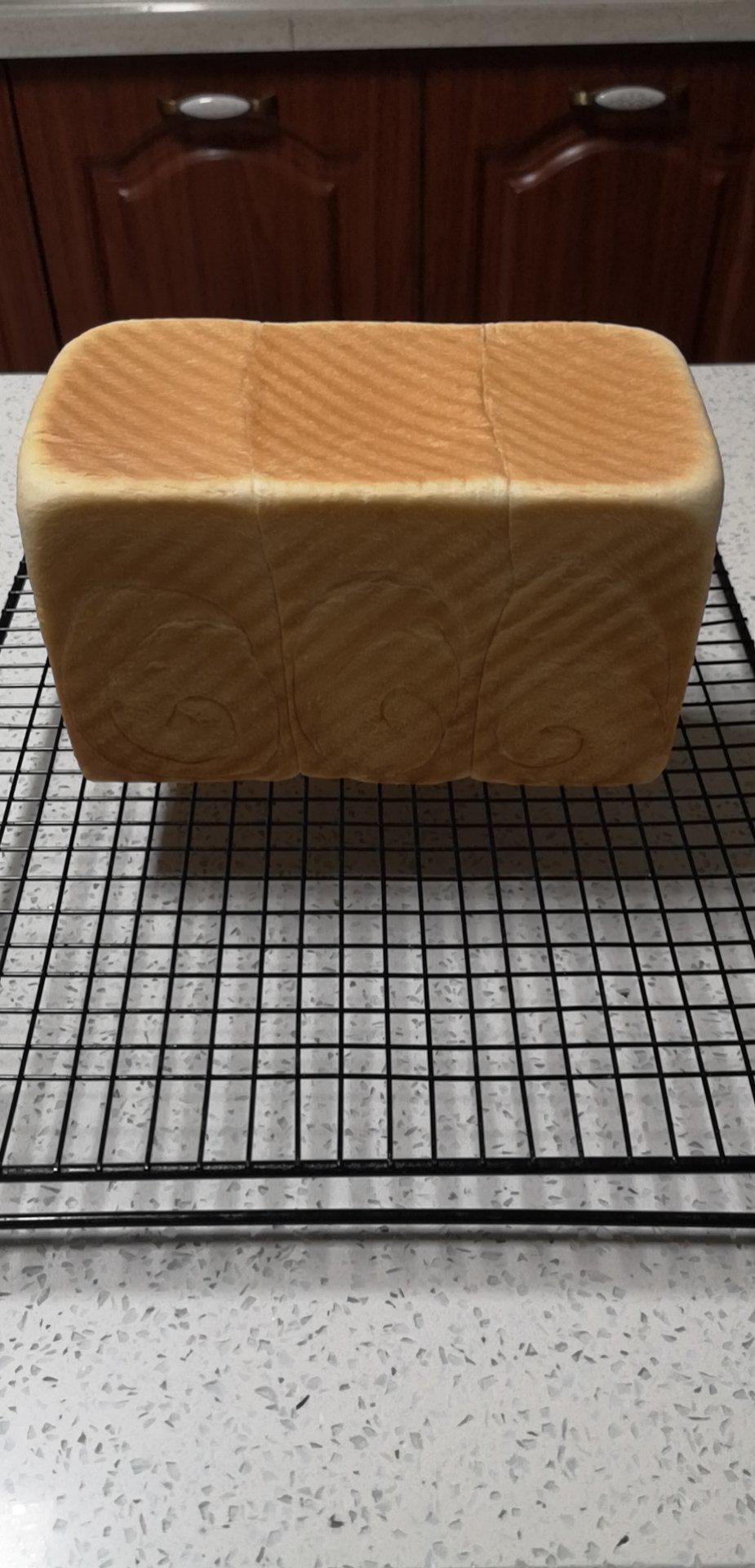 吐司，奶香手撕面包，超级香浓