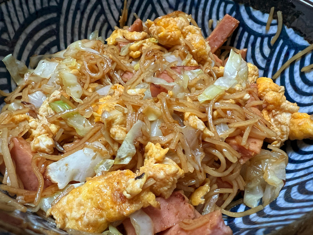 大牌档炒米粉