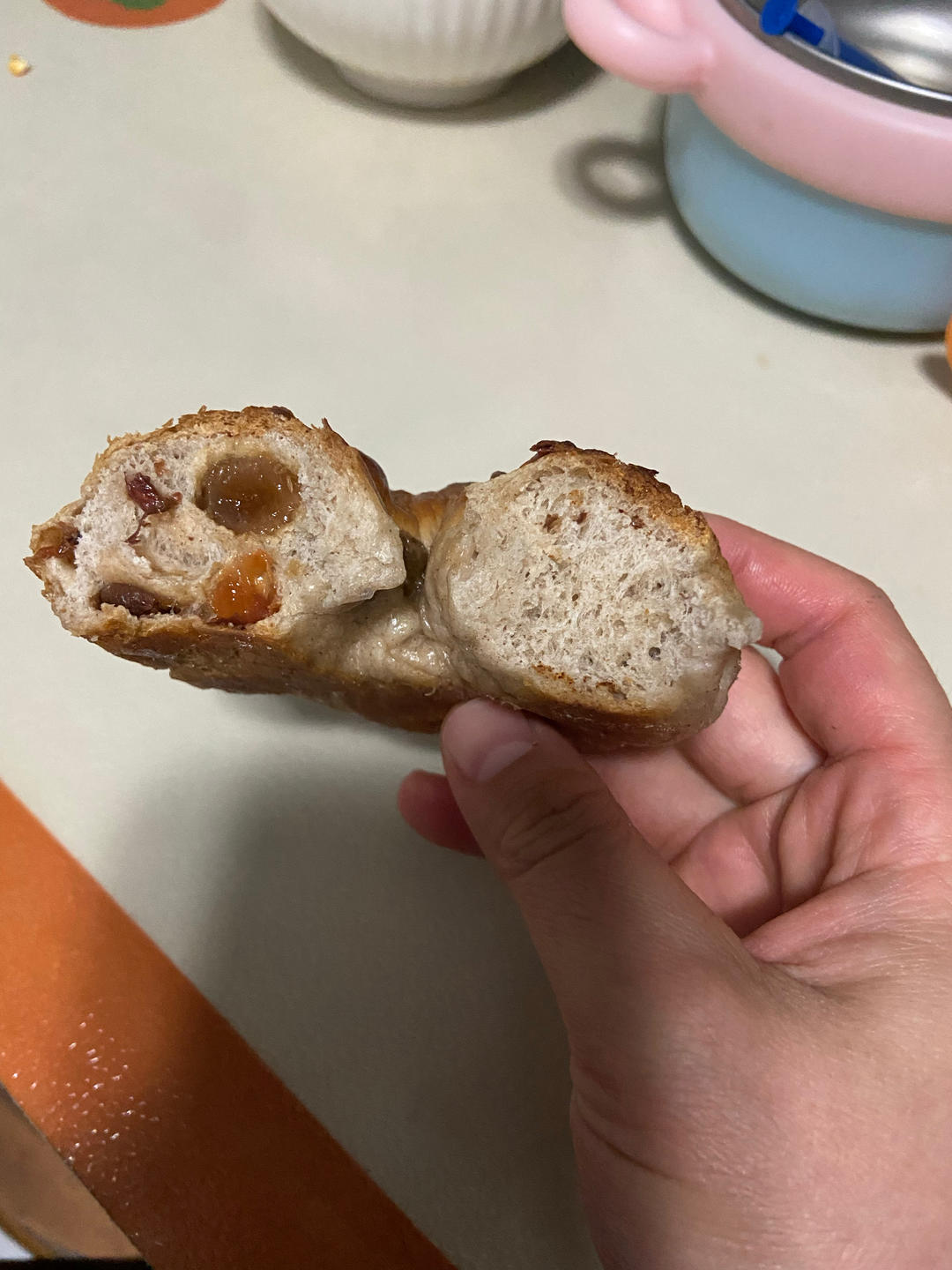 葡萄干肉桂贝果