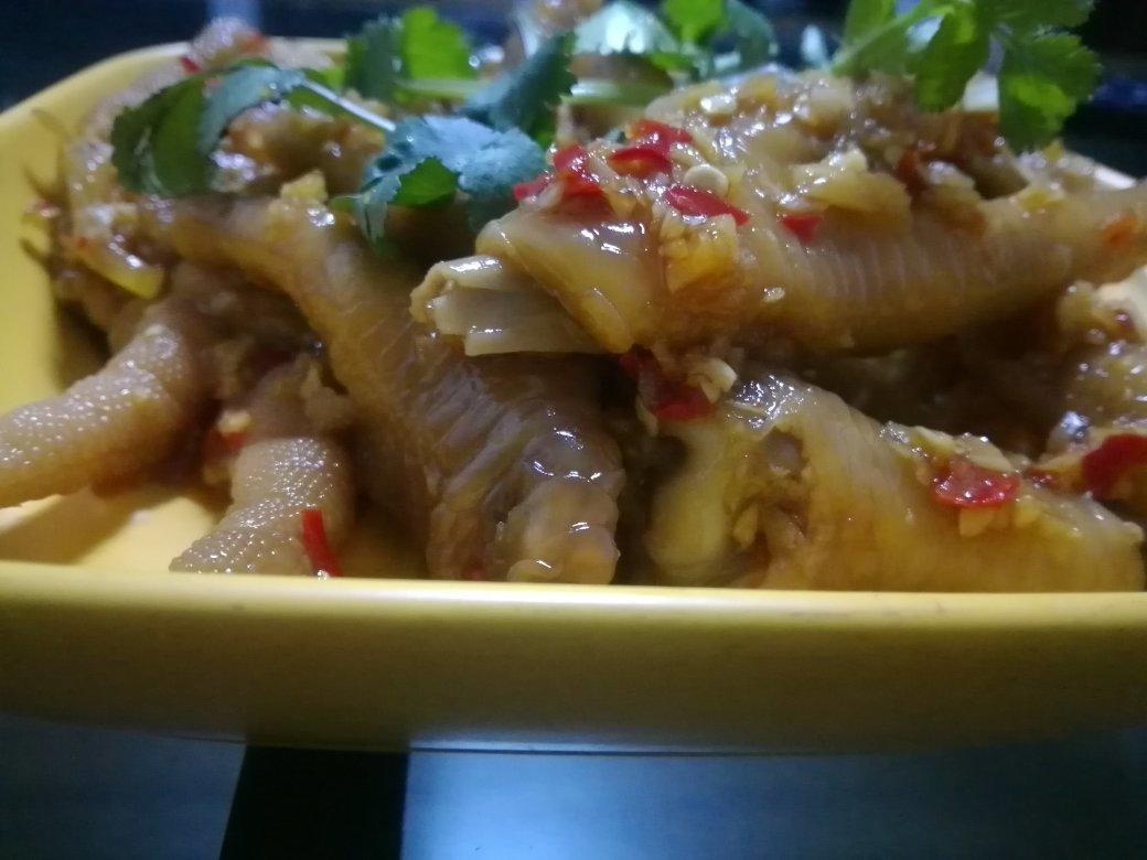 绝对不会后悔的酸辣鸡爪