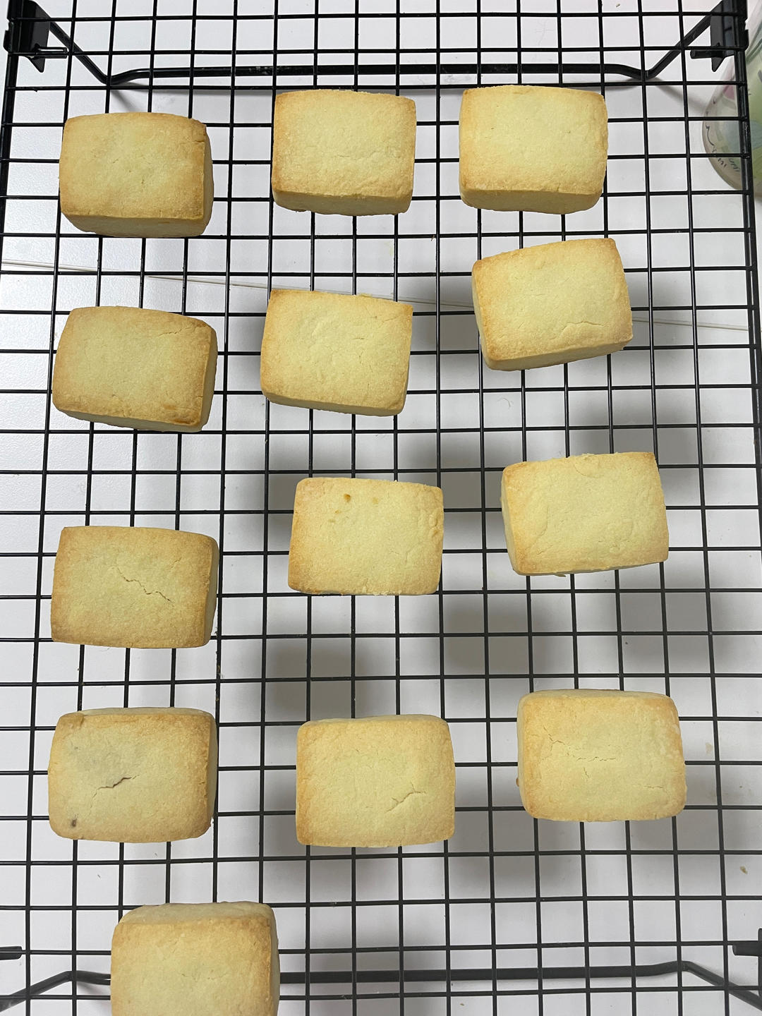 好吃到爆的凤梨酥 - 没有冬瓜，不是菠萝，就是真凤梨酥！