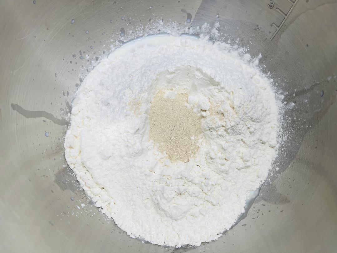 纯奶手撕吐司的做法 步骤1