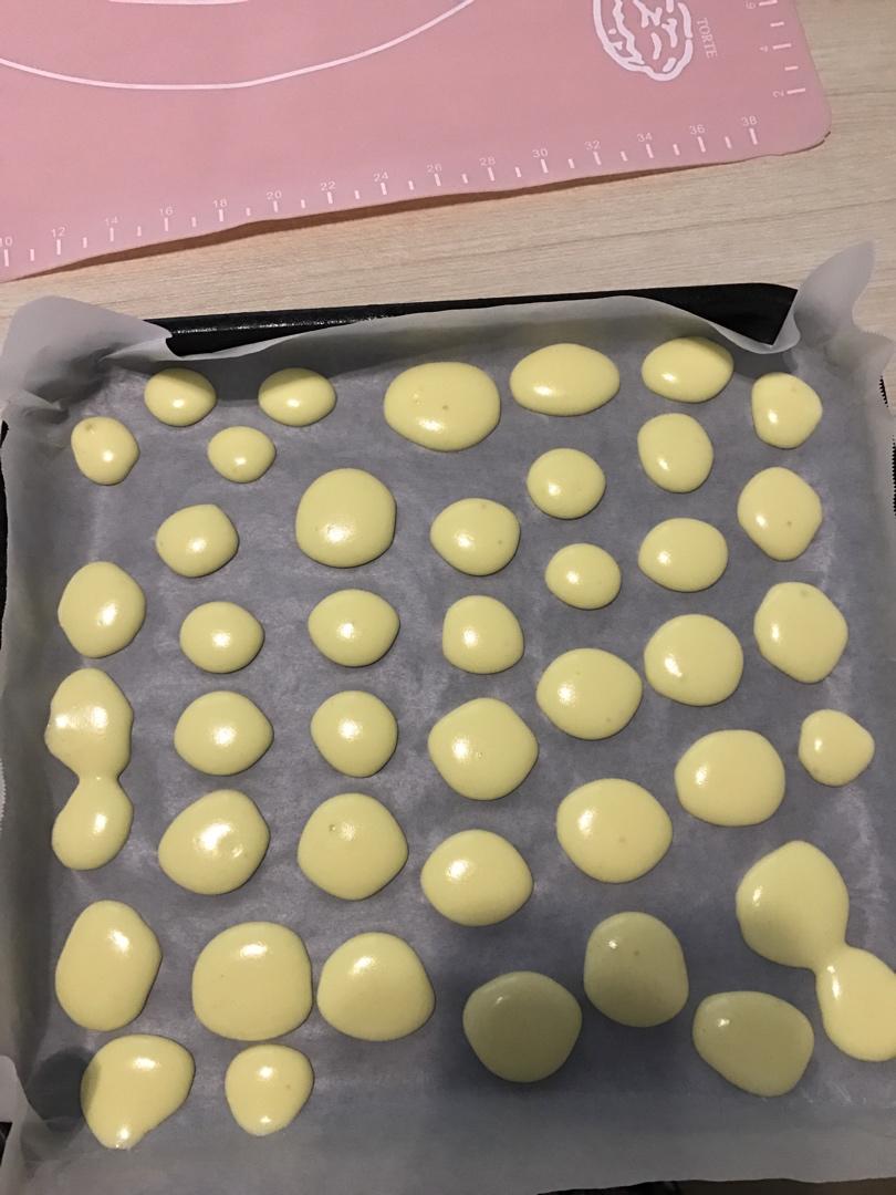 入口即化的蛋黄小饼干