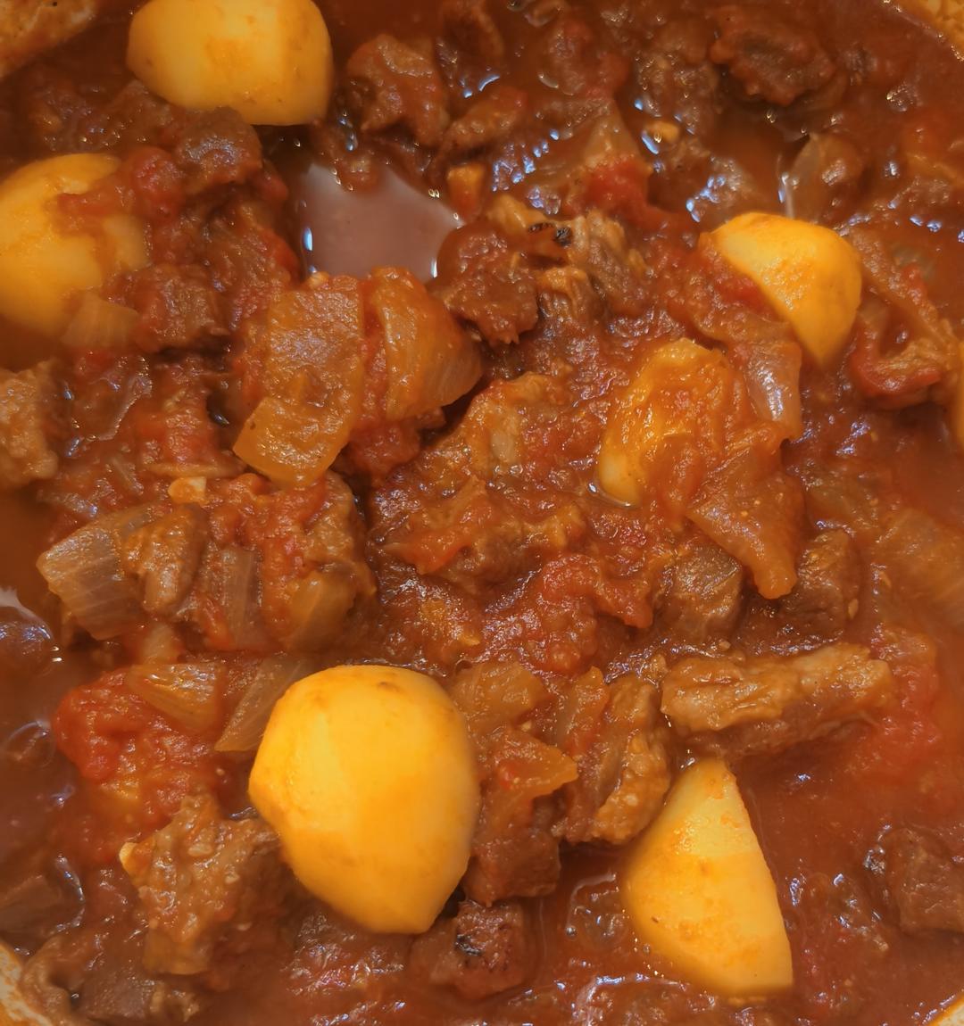 番茄炖牛腩