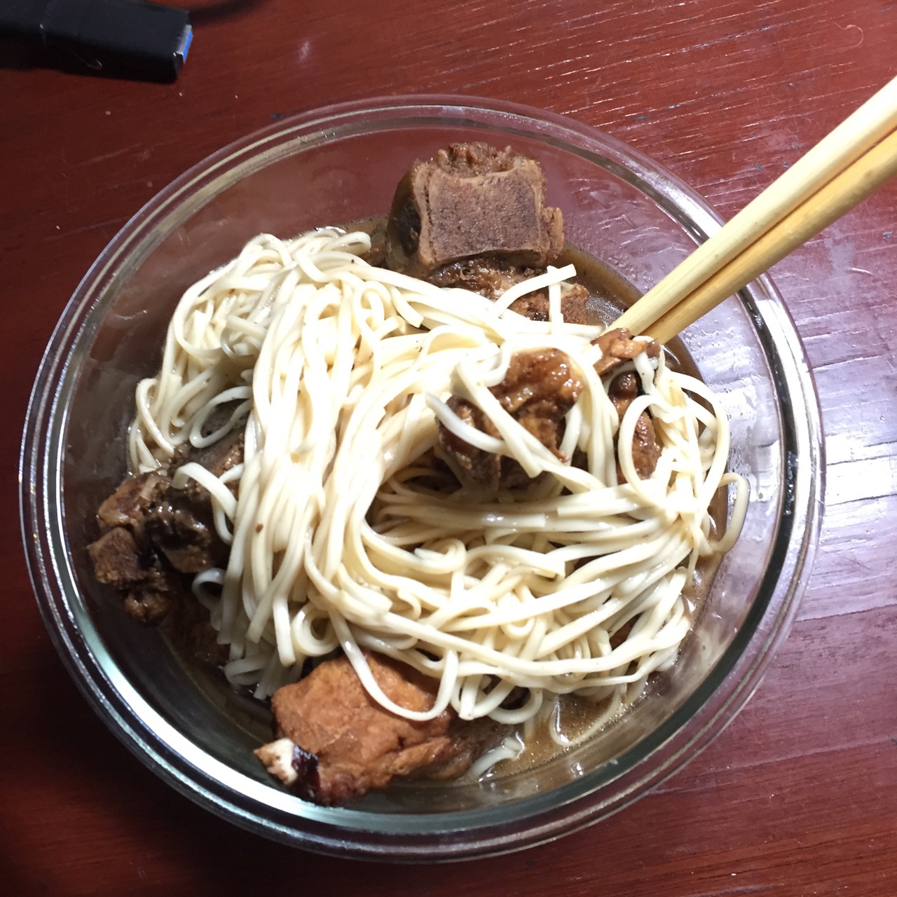高汤排骨面