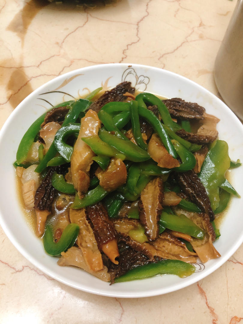 爆炒羊肚菌
