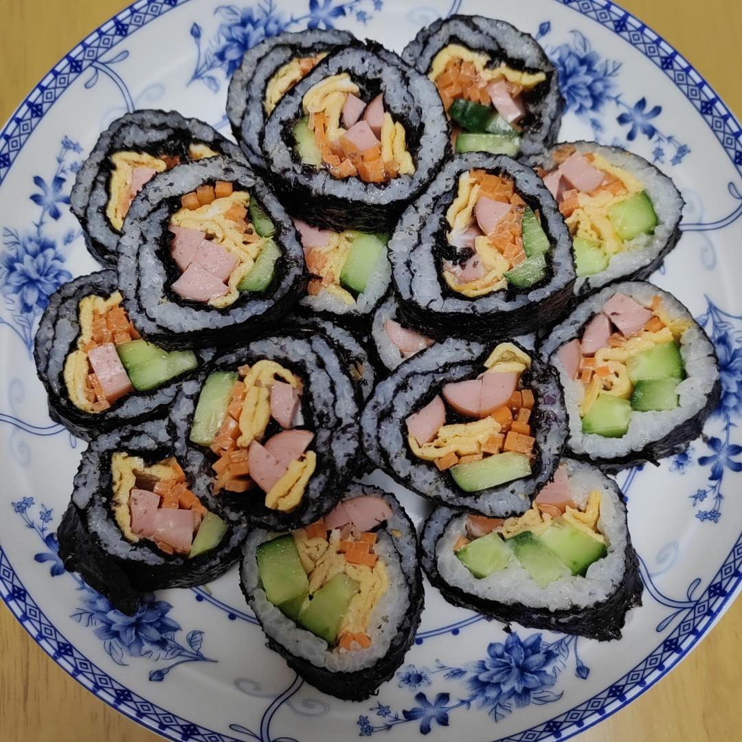 高颜值的紫菜包饭
