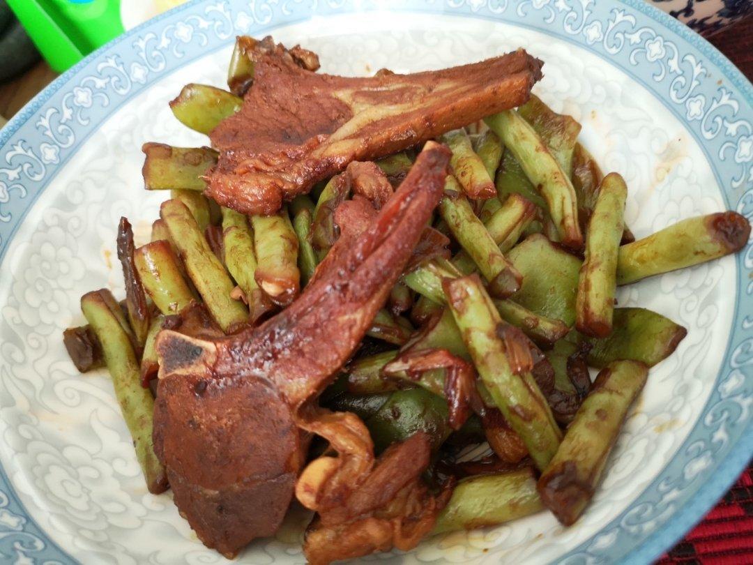 土豆扁豆角红烧排骨