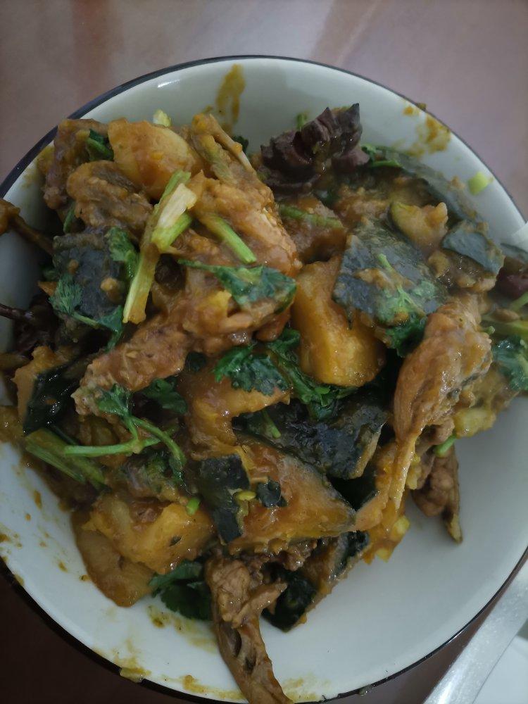 鸡肉炖土豆