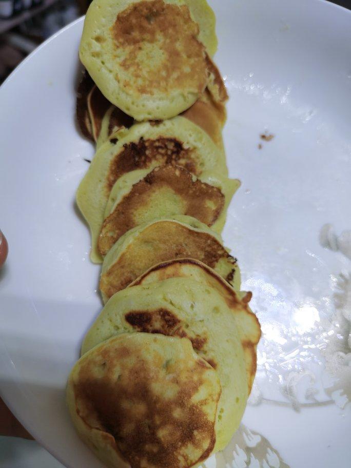 宝宝成长不可错过的经典辅食！松软香蕉松饼  宝宝奶香小松饼（无糖无油版）十个月以上婴幼儿辅食