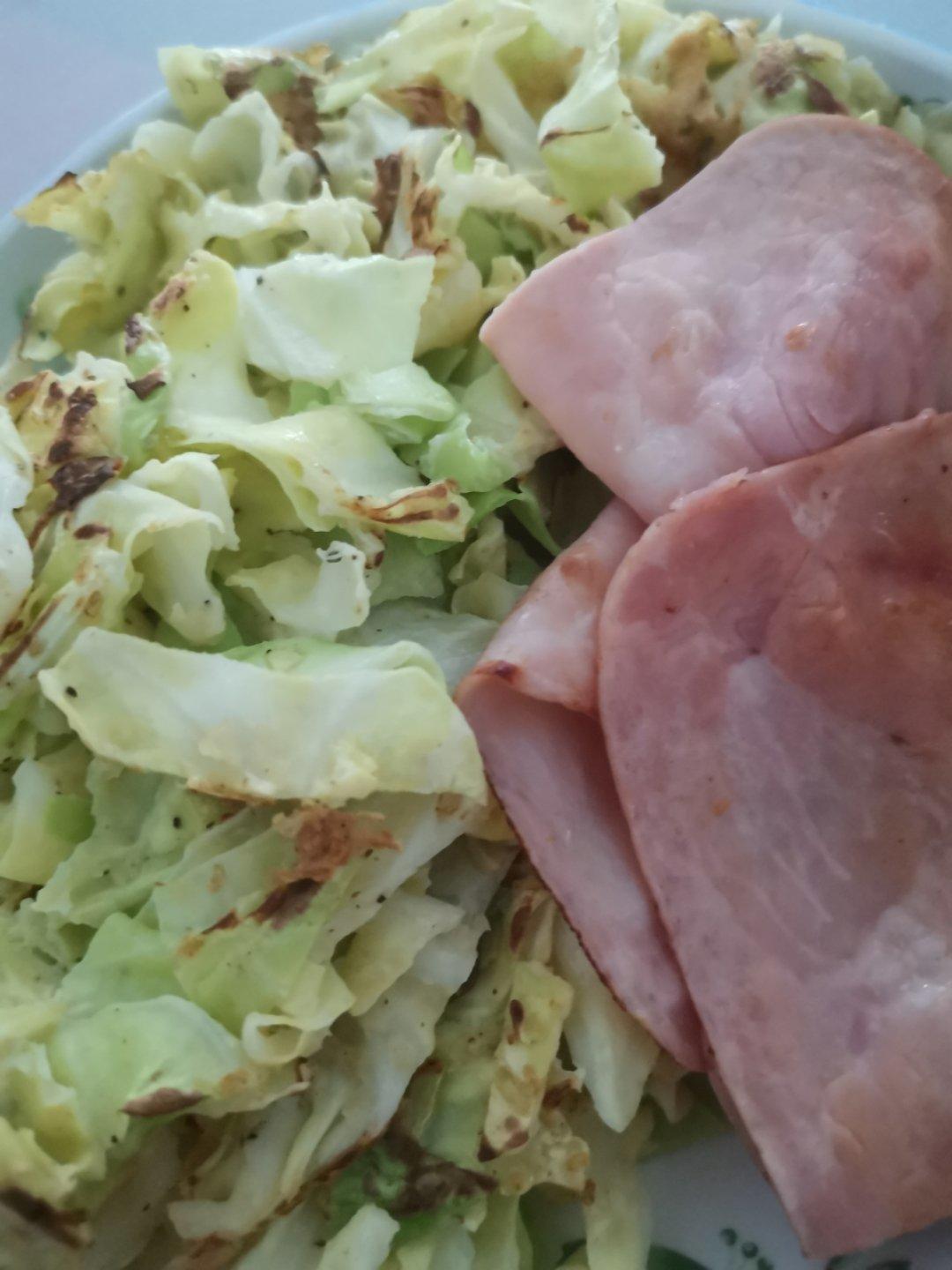 {减脂餐}  快手早餐    卷心菜小饼