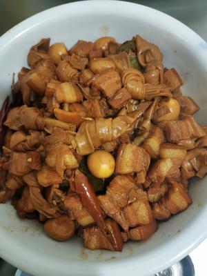 红烧肉炖豆扣结的做法 步骤7