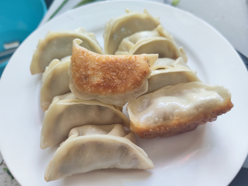 荠菜牛肉生煎饺（零失败）的做法