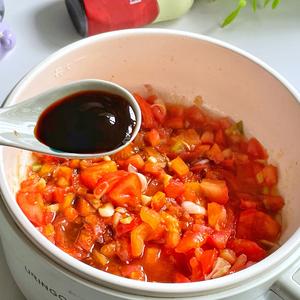 汤汁浓郁‼️自制番茄时蔬小火锅‼️好吃到停不下来的做法 步骤5