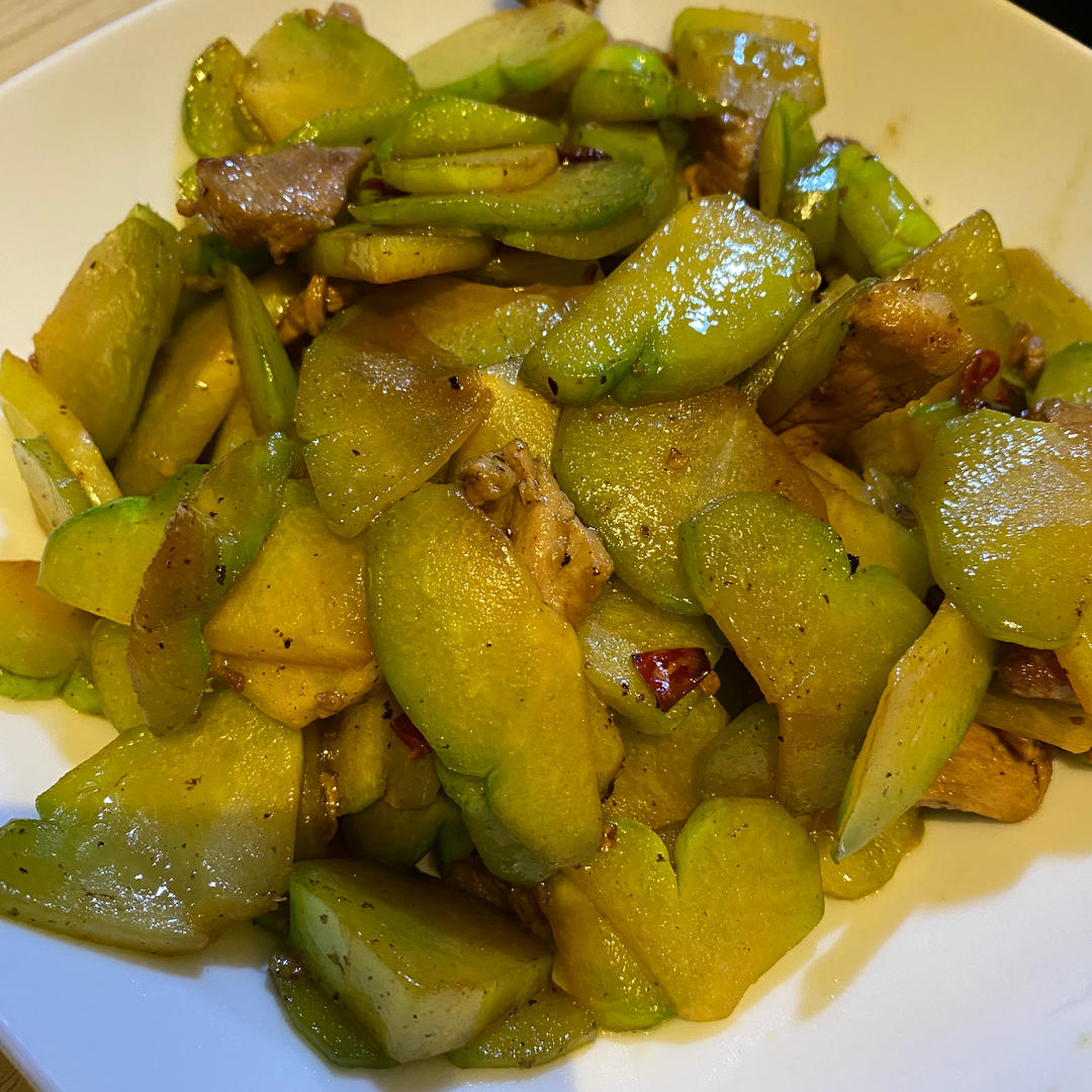 佛手瓜炒肉（家常菜快手）