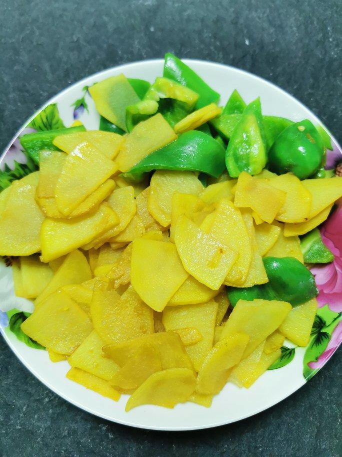 青椒土豆，素菜也可以香香的