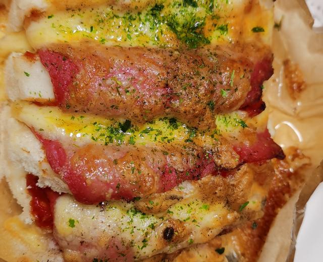 家有学生早餐漂亮饭——芝士培根焗馒头 家有学生早餐漂亮饭——芝士培根焗馒头