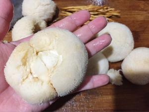 猴头菇黄花炖鸡汤的做法 步骤9