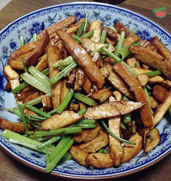 芹菜炒香干