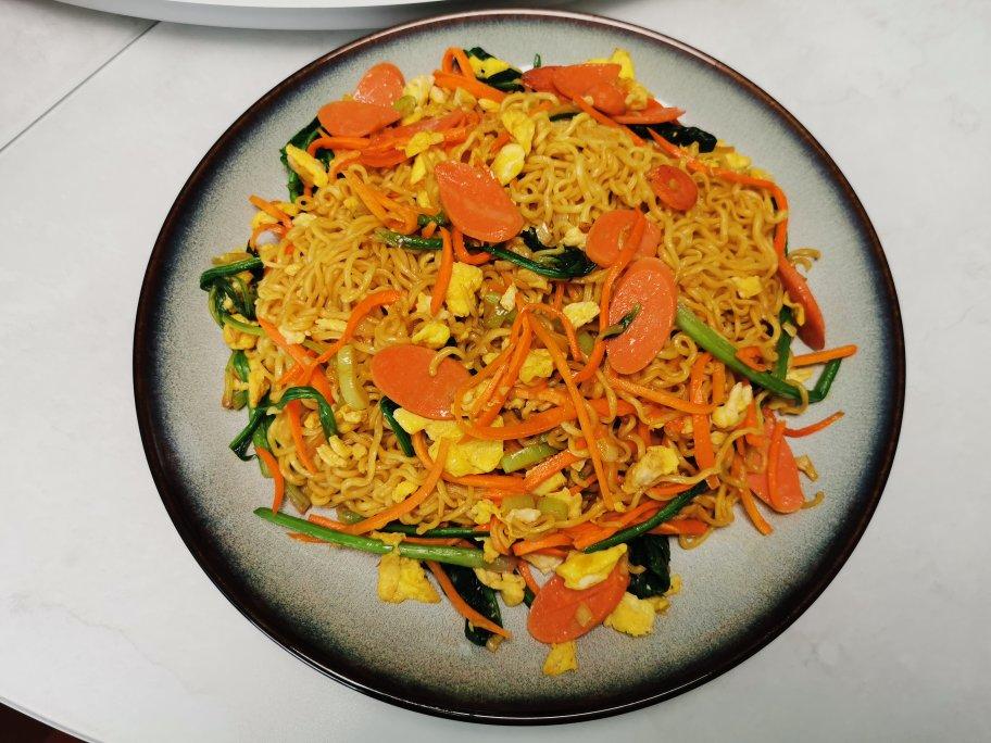 秒杀路边摊的炒方便面