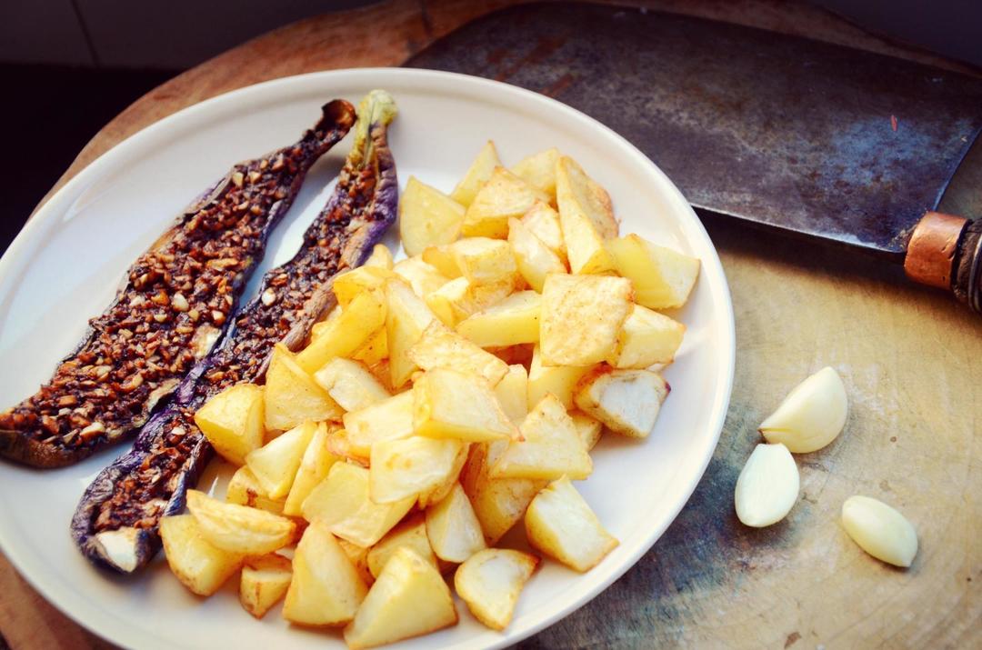 烤薯角＆烤茄子的做法