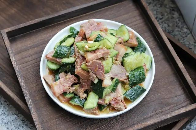 黄瓜凉拌猪头肉的做法