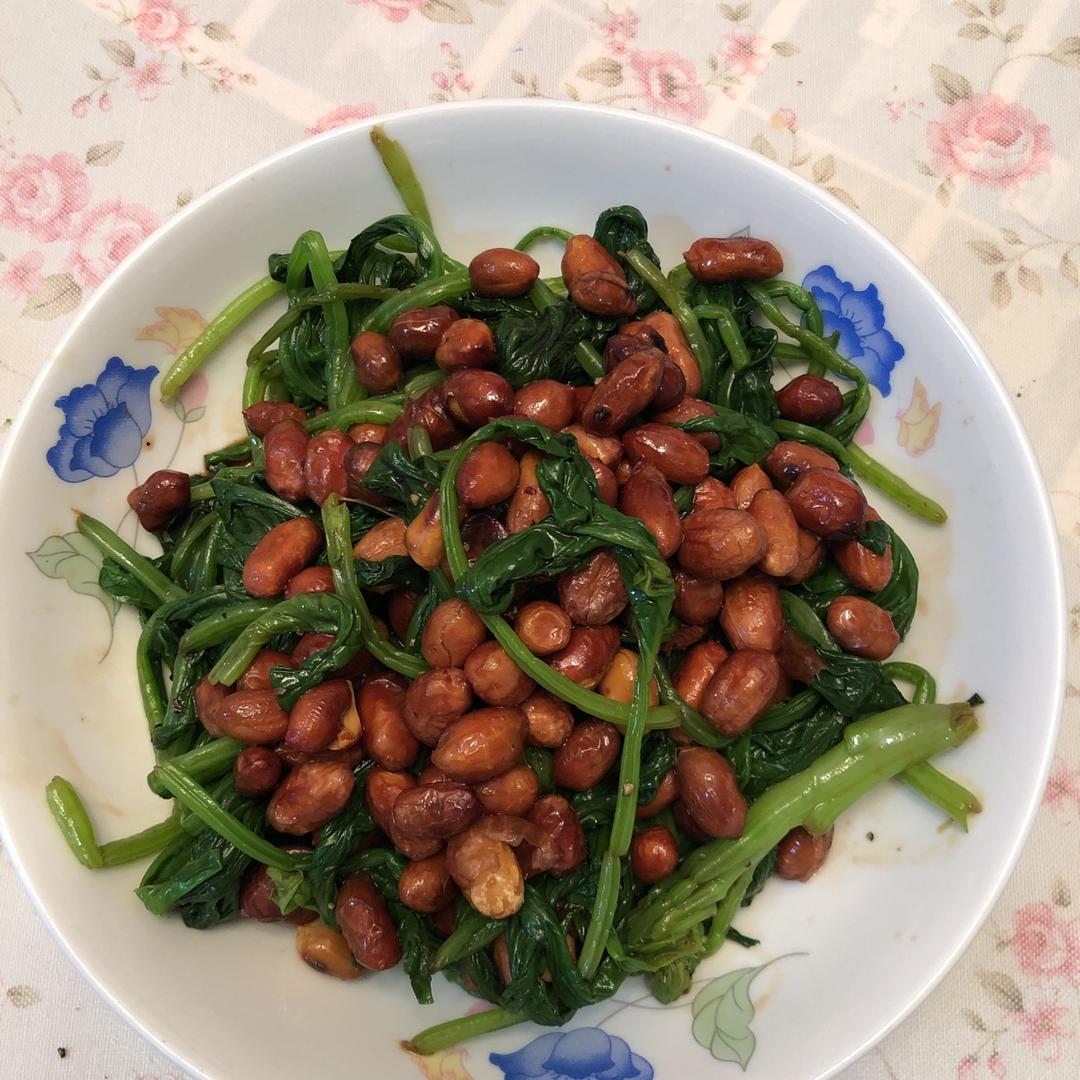 凉拌花生米菠菜