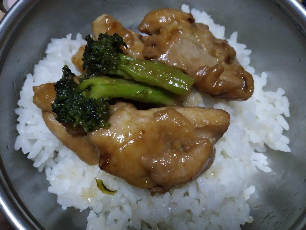 照烧鸡腿饭