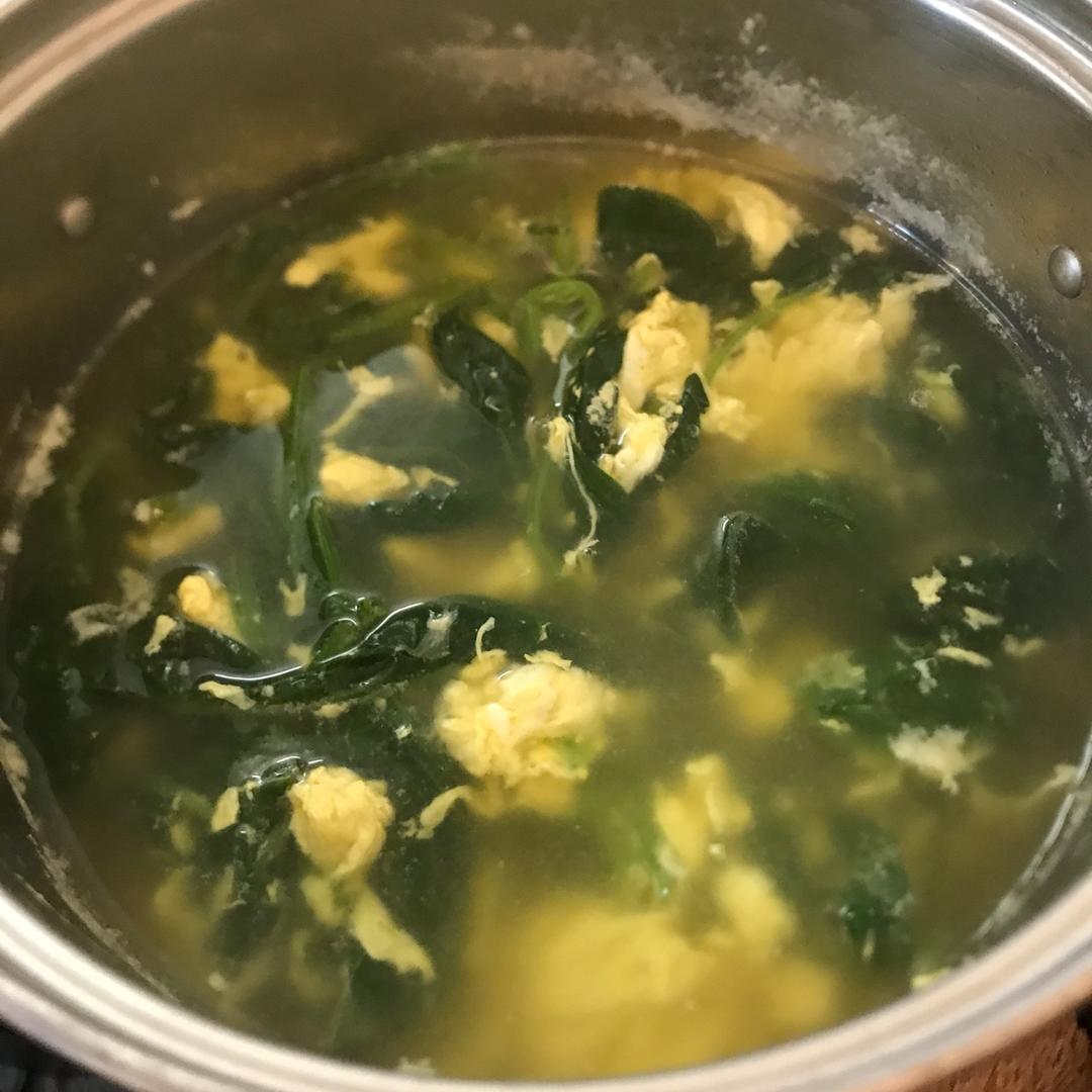 菠菜鸡蛋汤