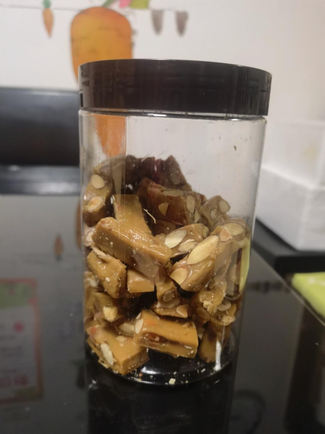 比牛轧糖还要好吃的花生太妃糖（消耗淡奶油）