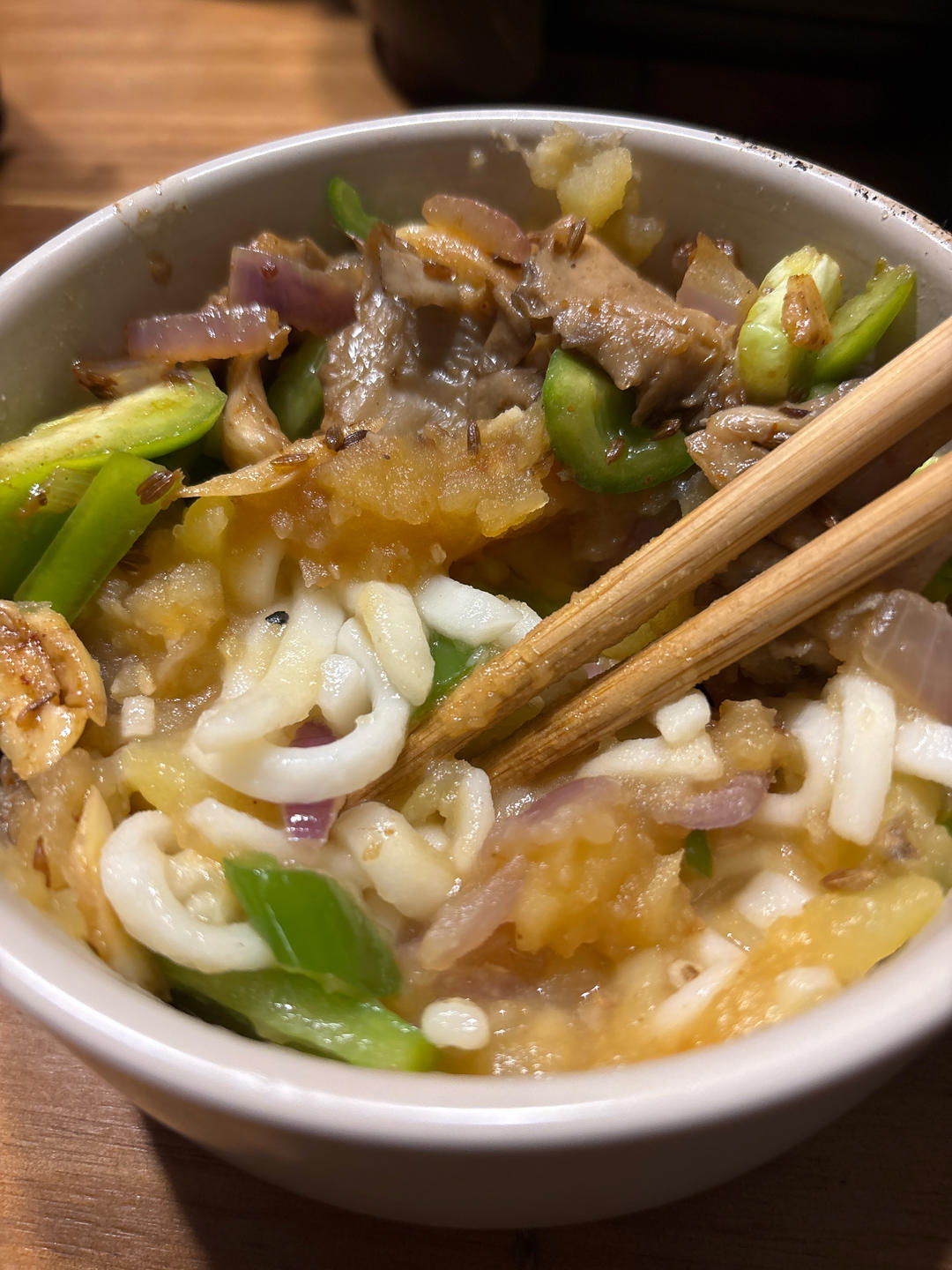 大人小孩爱吃的土豆泥拌面