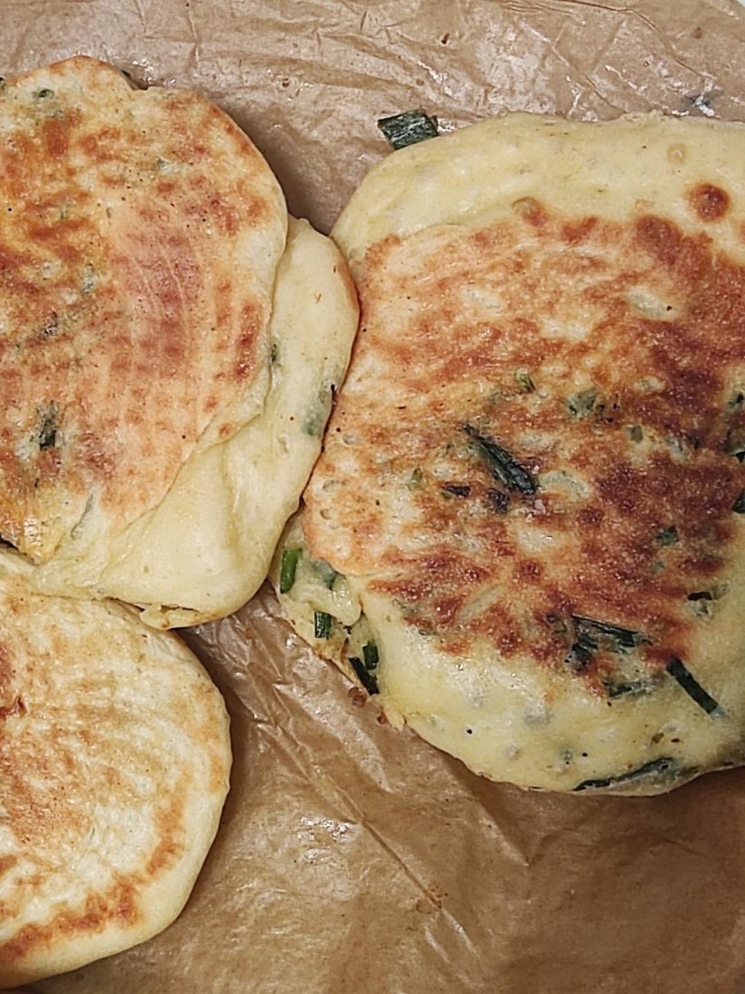 奶香发面饼 万能小饼 奶香面香味十足 附细节视频详解