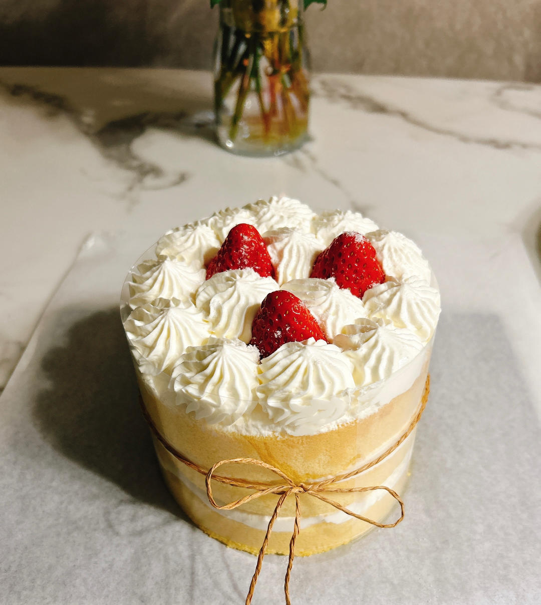 超简单的草莓芝士蛋糕