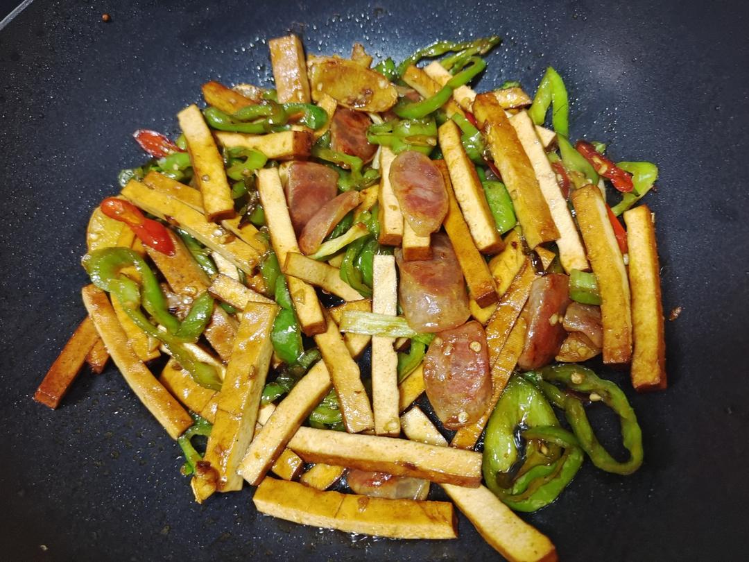 青椒炒豆干