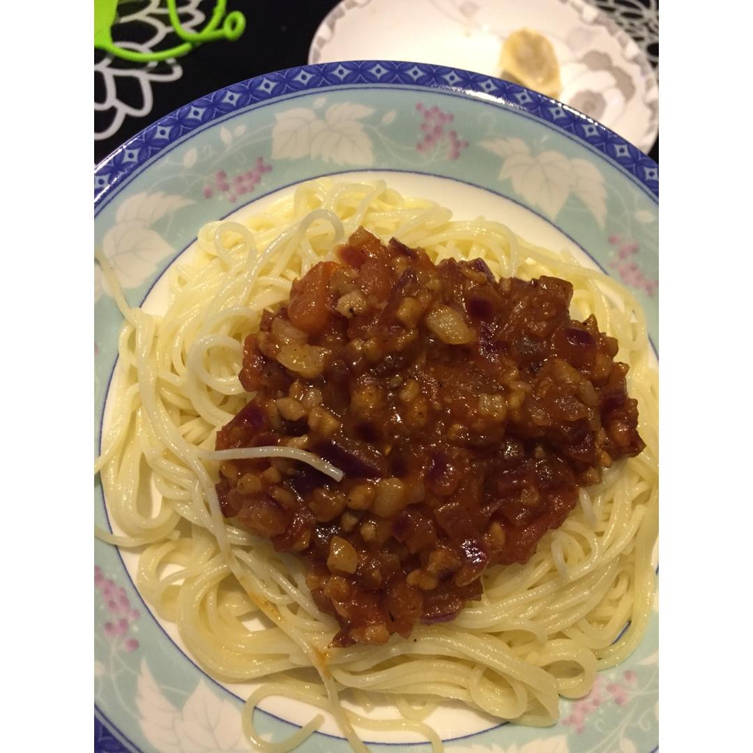 番茄肉酱意大利面