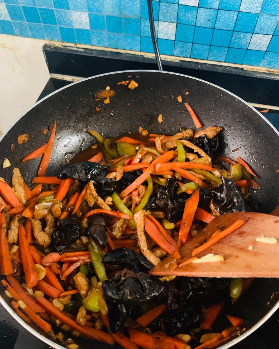 鱼香肉丝
