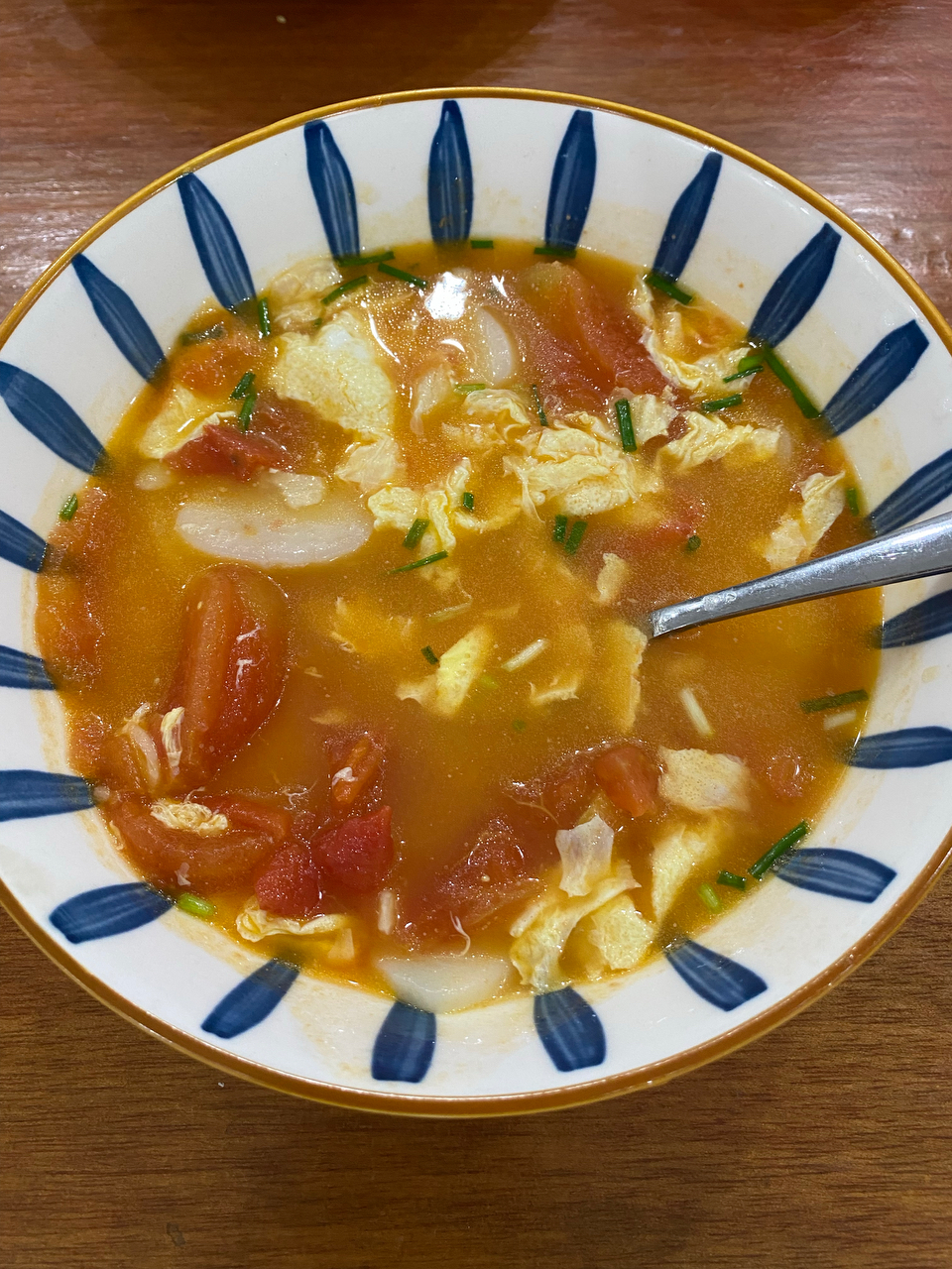 番茄鸡蛋年糕汤