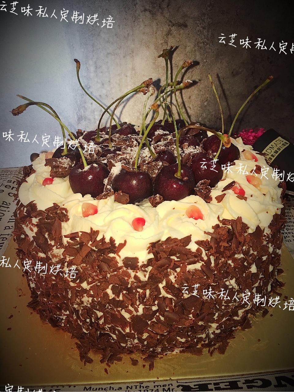 黑森林蛋糕：樱桃酒是她的灵魂