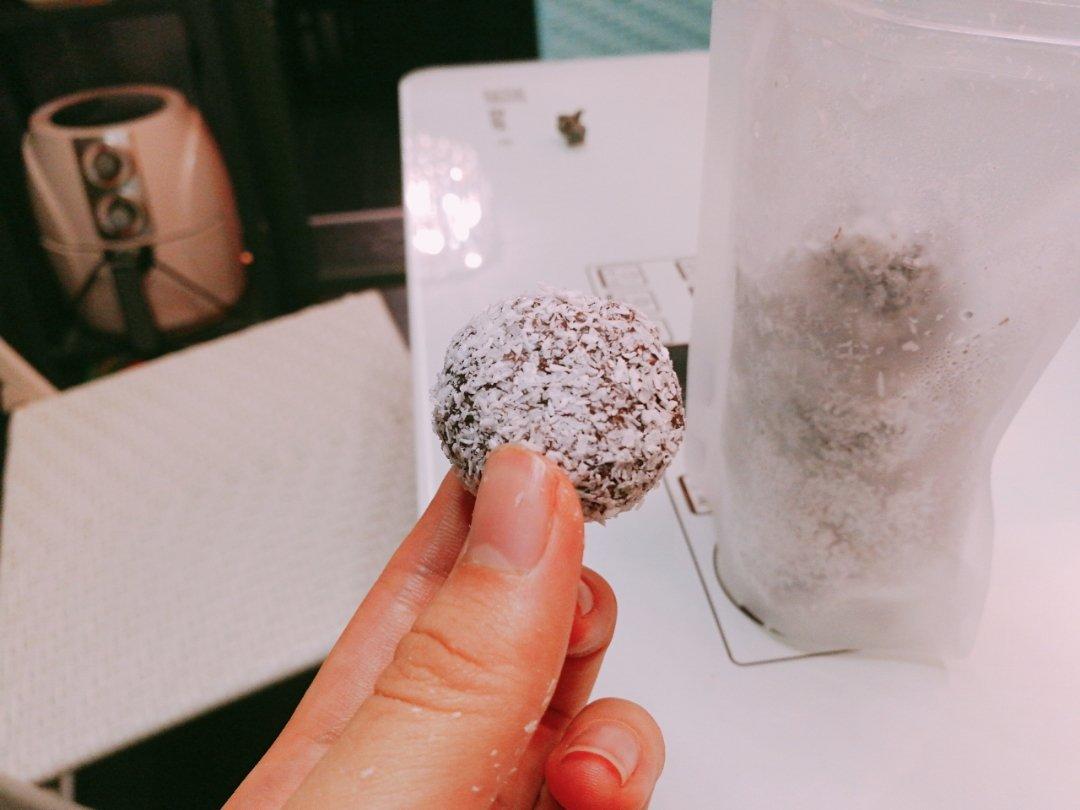 健身食谱 | 一颗只有30kcal的椰子可可球 #coconut cocoa ball