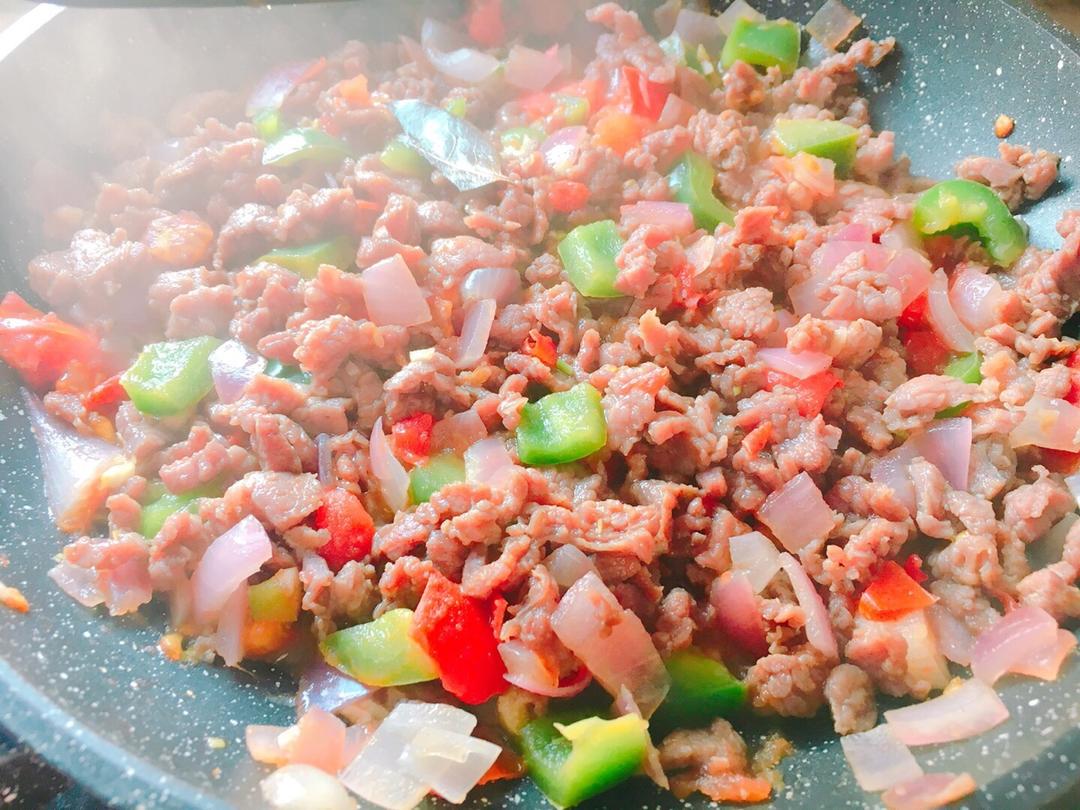 古巴牛肉煎蛋饭：跟暴饮暴食说再见