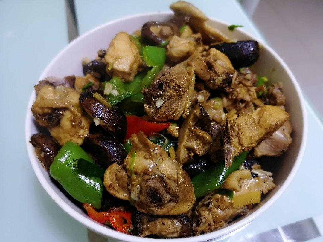 拌饭更好吃的黄焖鸡