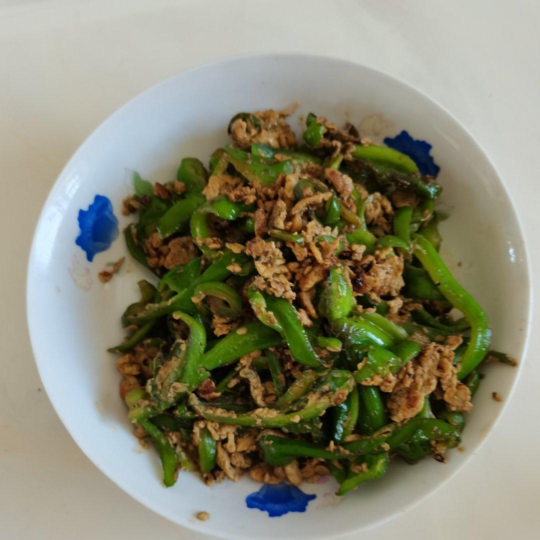 不一样的辣椒炒鸡蛋～下饭神器!