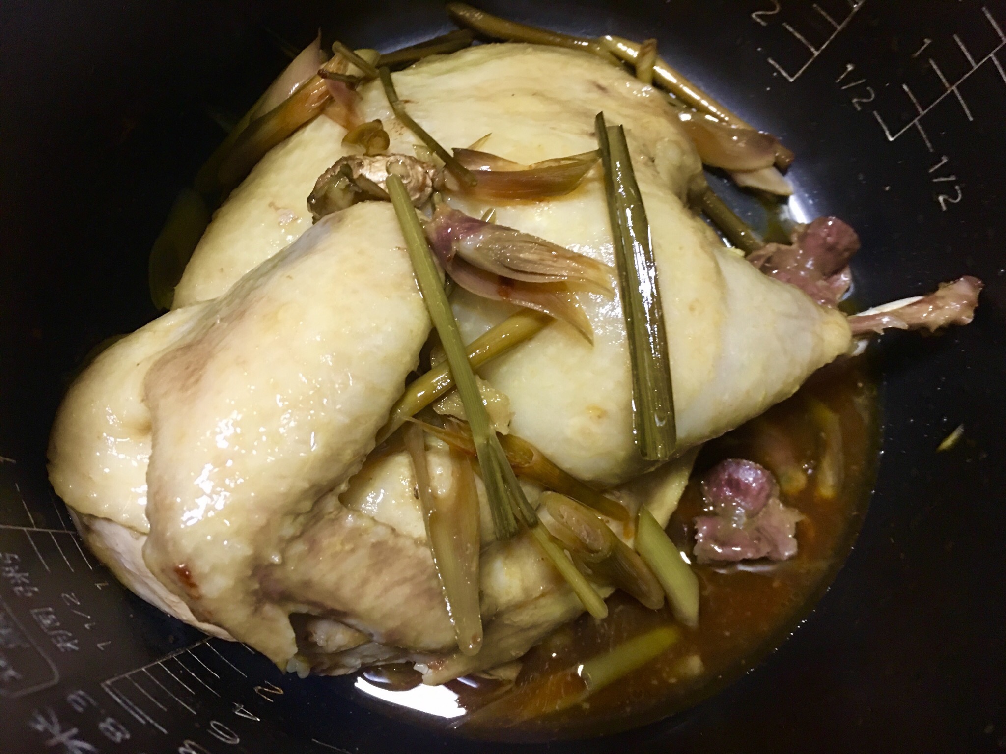 电饭锅焗香茅鸡