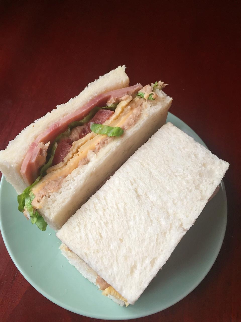 zing4做的tinrry下午茶教你做吞拿鱼三明治