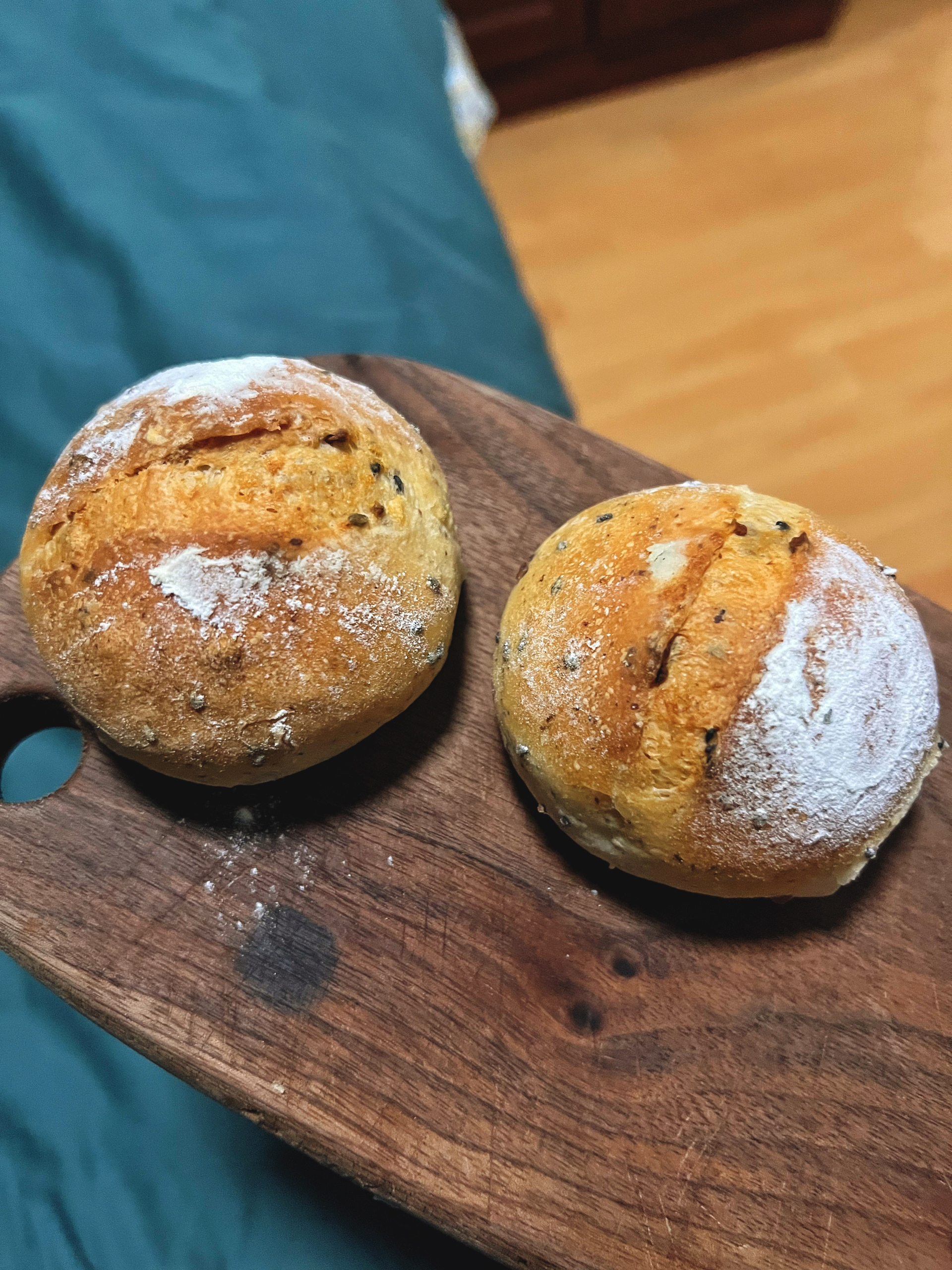 坚果法国球（鲁邦老面）French ball bread
