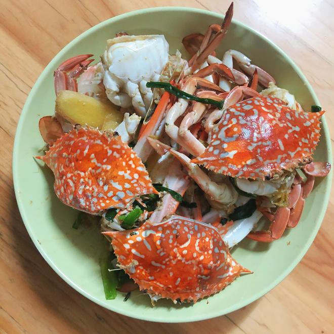 海鲜餐之姜葱炒花蟹的做法