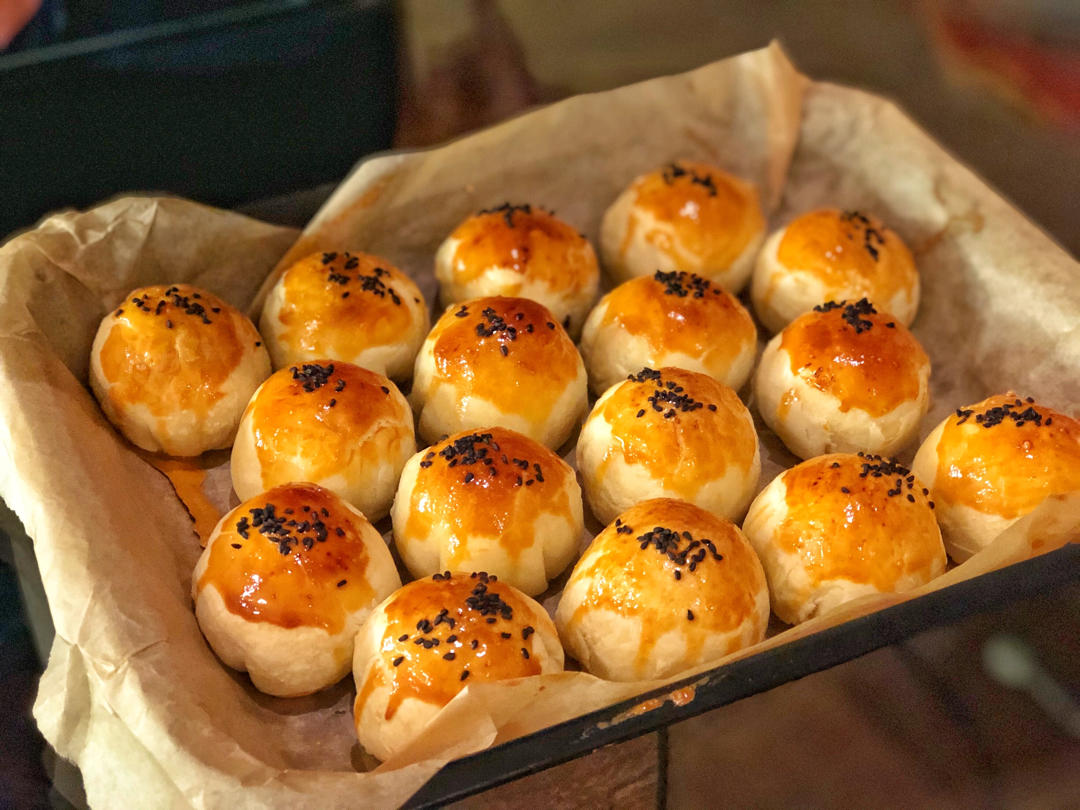蛋黄酥酥酥（超级奶香黄油版）